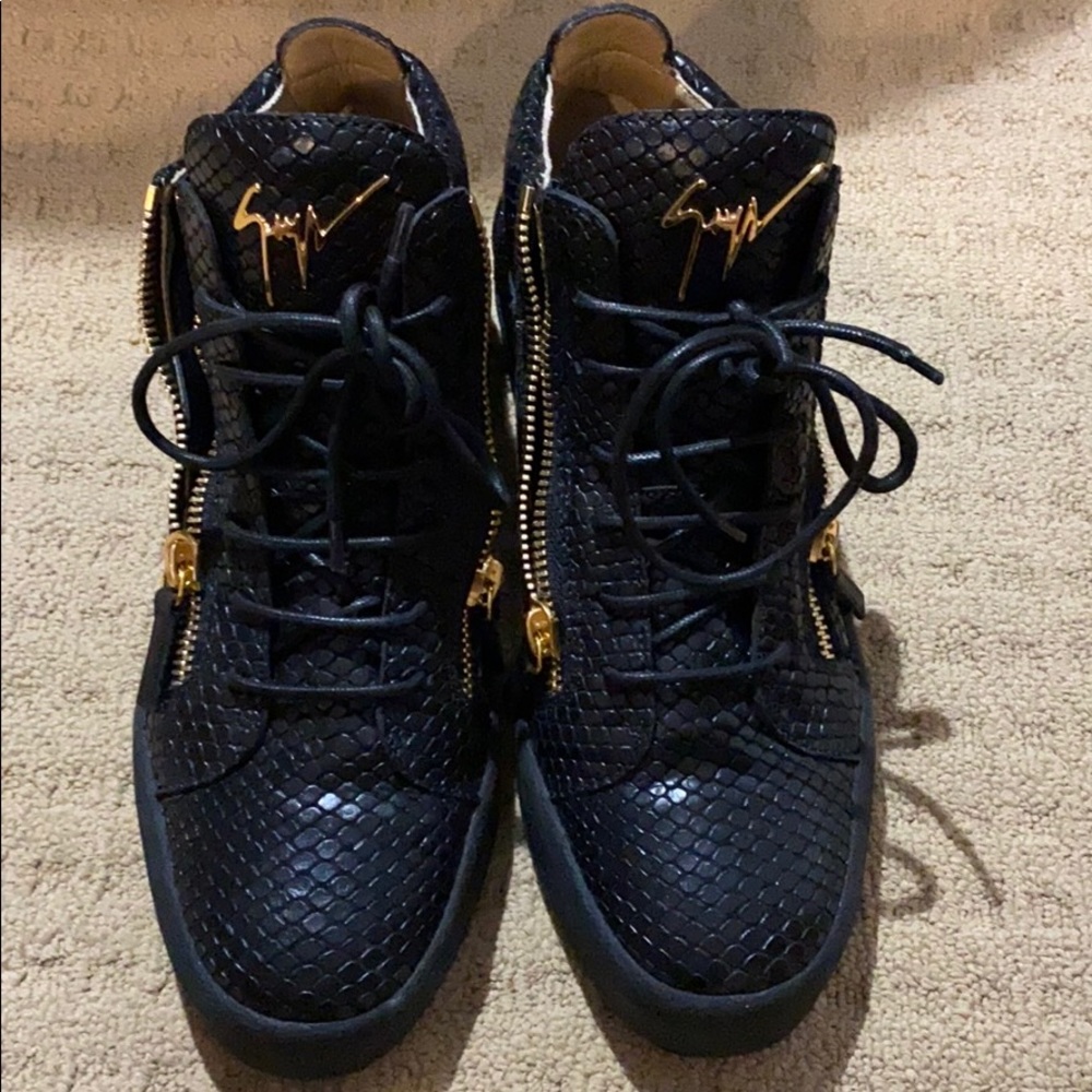 black hightop giuseppe zanotti shoe